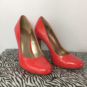 THE LIMITED BeautiFuL Patent Leather Hibiscus FARAH Heel Pump Shoe